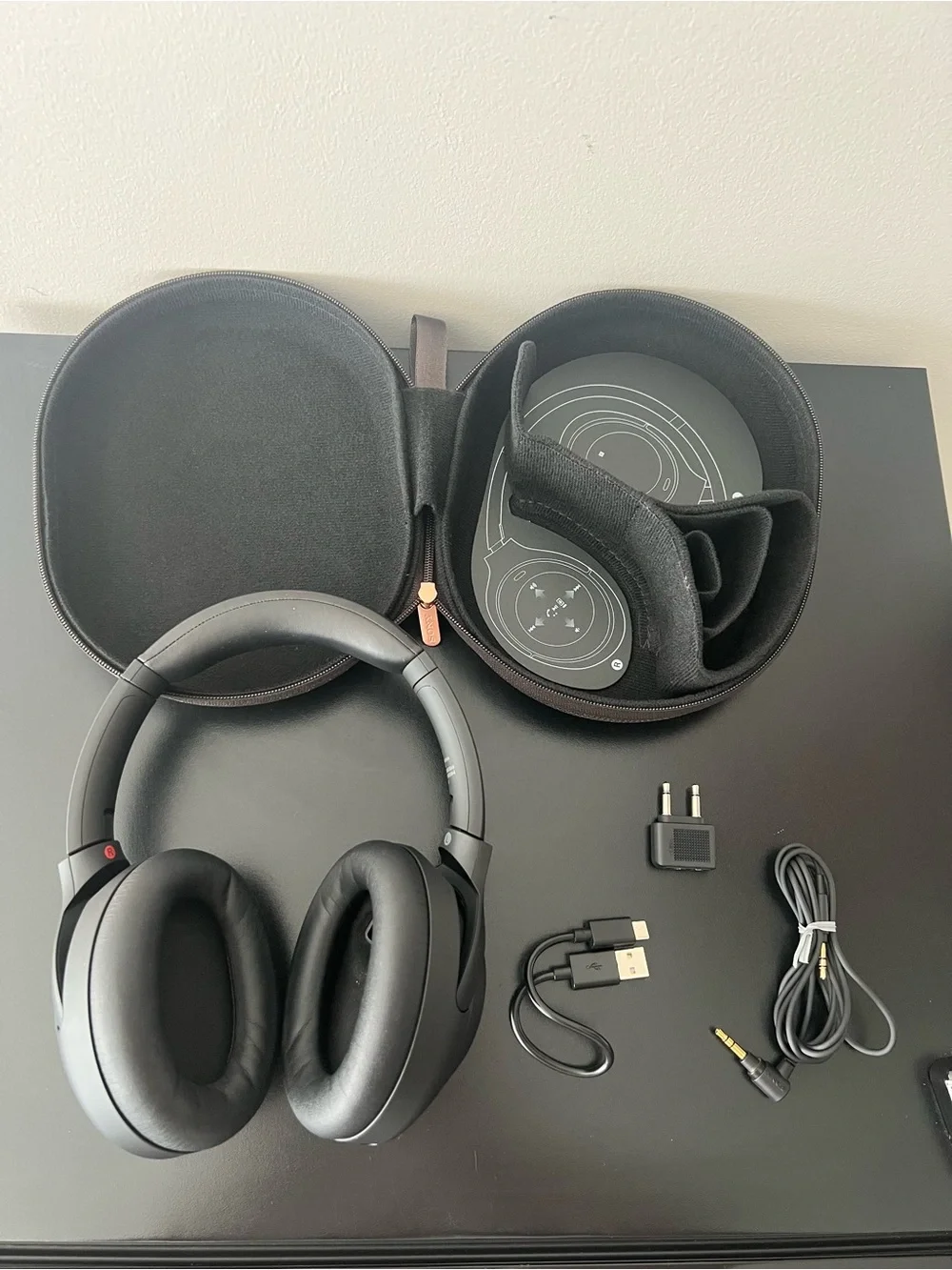 Sony WH-1000XM4 Wireless Noise Canceling Bluetooth Headphones Black Open Box